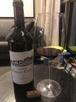 3喝酒红酒葡萄酒品酒Chateau pontet canet 20(呈深紫红色 酒体中等偏轻 黑莓薄荷香气突出 再带有一点石墨 奶油香气 平衡度很不错 单宁比较细腻 长度中等各方面都比较优秀 比较好喝 平衡度很突出 就是长度差了一点 )-喵神素材库