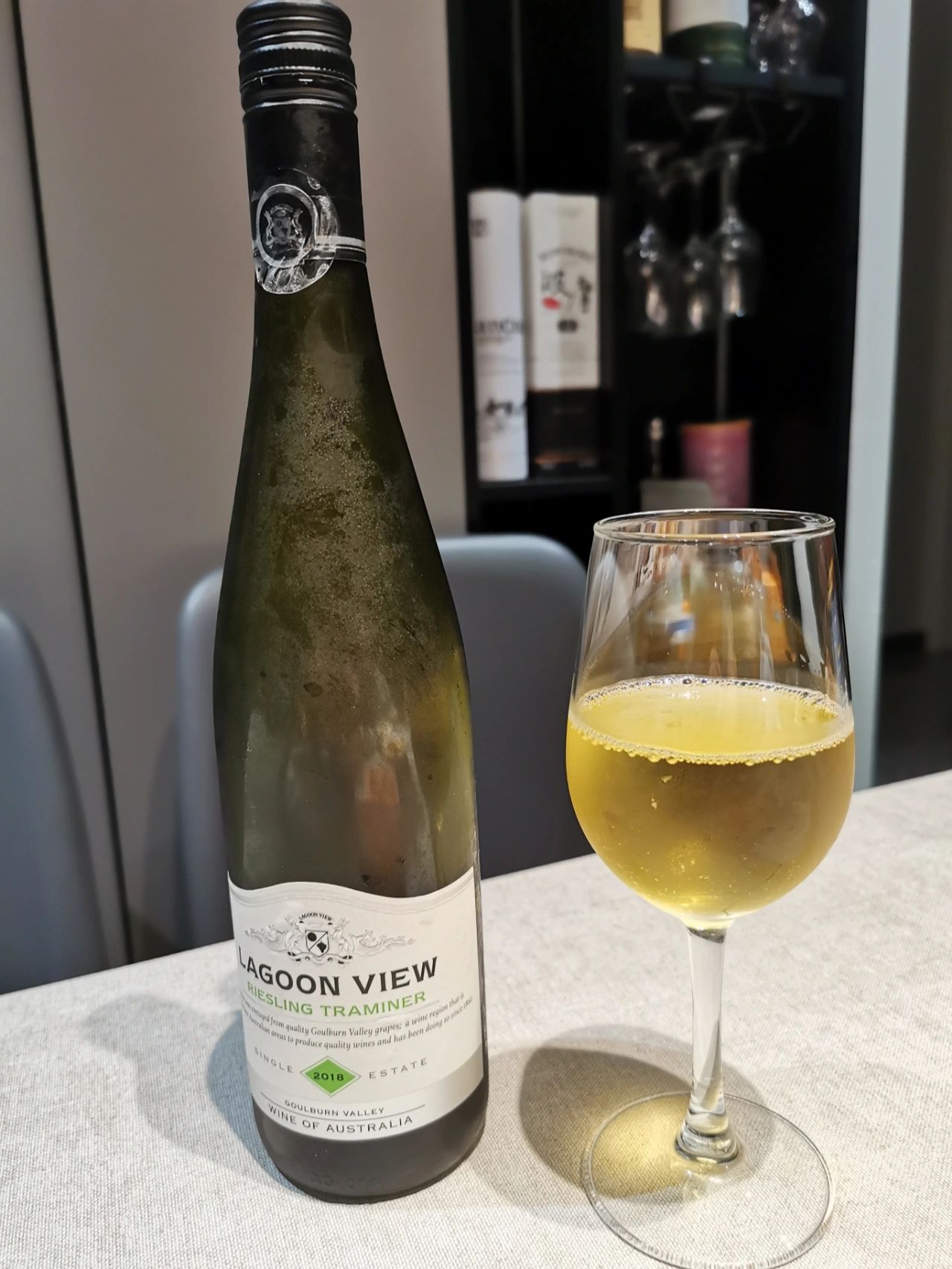 喝酒红酒白葡萄酒(都说丽水只有冬天和夏天，春秋留在古代)-喵神素材库