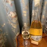 红酒葡萄酒喝酒干红聚餐乐斯酒庄皮诺桃红( 吃是为了肉体，喝是为了灵魂。)-喵神素材库