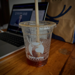 3学习网课上课瑞幸咖啡( 有点困了，喝杯饮料提提神)-喵神素材库