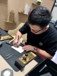 3奢侈品江诗丹顿活动理查德米勒腕表(江诗丹顿现场的手工活动还是挺有意义的，但是手工师傅戴的是RM，您是要砸场子吗？)-喵神素材库
