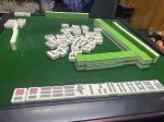 打麻将桌游日常玩耍棋牌室(第一次上手真的麻将！)-喵神素材库