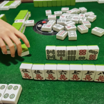 打麻将桌游日常玩耍棋牌室( 简单一点，认真生活，才能找到属于你的快乐)-喵神素材库