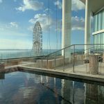 3旅游度假风景摩天轮拍照美女身材饮料菲律宾康德莱酒店(在酒店可以更好的看到摩天轮)-喵神素材库