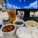 工作日常午饭公司办公桌上班(用朋友的话来说我每天的工作就是来上下班打卡哈哈，感觉自己已经开始养老了)-喵神素材库