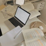 书柜书架电脑学习(今天的我是快乐的我，因为我空瓶啦)-喵神素材库