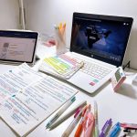 学习读书阅读书桌英语(把努力当成一种习惯，而不是三分钟热度。坚持才是王道，每一个你羡慕的收获，都是别人努力用心拼来的，你可以抱怨，也可以无视，但记住，不努力，连认输的资格都没有。)-喵神素材库