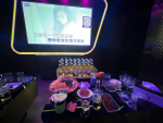 KTV唱歌果盘酒(为什么夫妻二人就不能一起去ktv 呢 这二个人多好啊 )-喵神素材库
