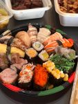美食外卖小龙虾料理日料寿司(嘿嘿一般啦！下次才不点呢 )-喵神素材库