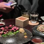 美食吃饭餐厅朋友聚餐烤肉(今晚的饭局，其中一位认识没多久，3个人被他点名批评，无论是否有，我都认为他是在背后说人闲话！\\t\\t\\t)-喵神素材库