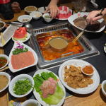 美食火锅聚会海底捞(又是火锅 暖暖和和吃完去洗澡 爽 )-喵神素材库