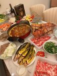 美食火锅家庭聚会大闸蟹(用餐愉快)-喵神素材库