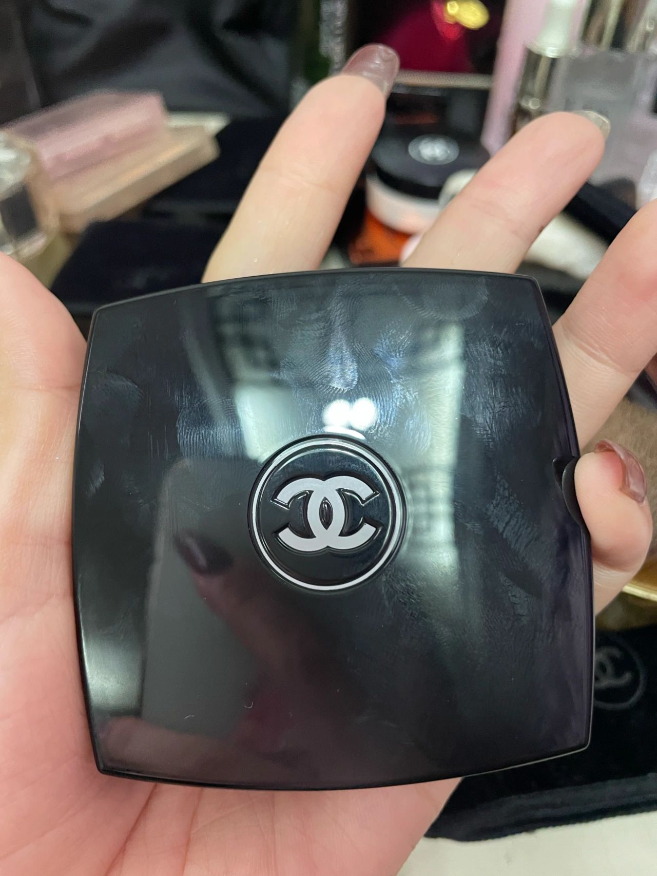 3奢侈品购物彩妆香奈儿(人间富贵花色，百搭不踩雷。 )-喵神素材库
