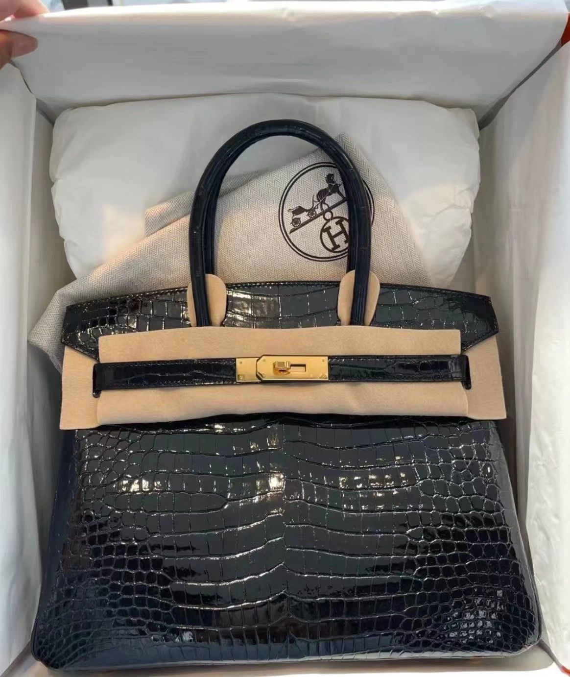 3奢侈品购物爱马仕女包(前前后后两周！我朋友都笑不拢嘴了)-喵神素材库