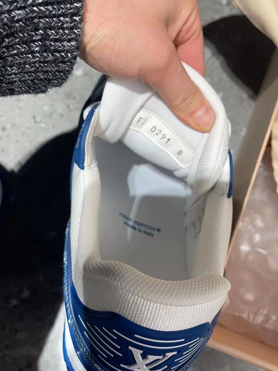 3奢侈品购物LV运动鞋( 蓝牛仔，把握)-喵神素材库