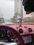 豪车内饰街道路人下雨( 我是银河里的流浪家，你是月球里的常驻民，我环游整个宇宙，只为寻你踪迹。)-喵神素材库