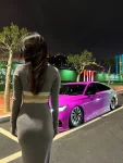6美女背影拍照车绿植树雅阁()-喵神素材库