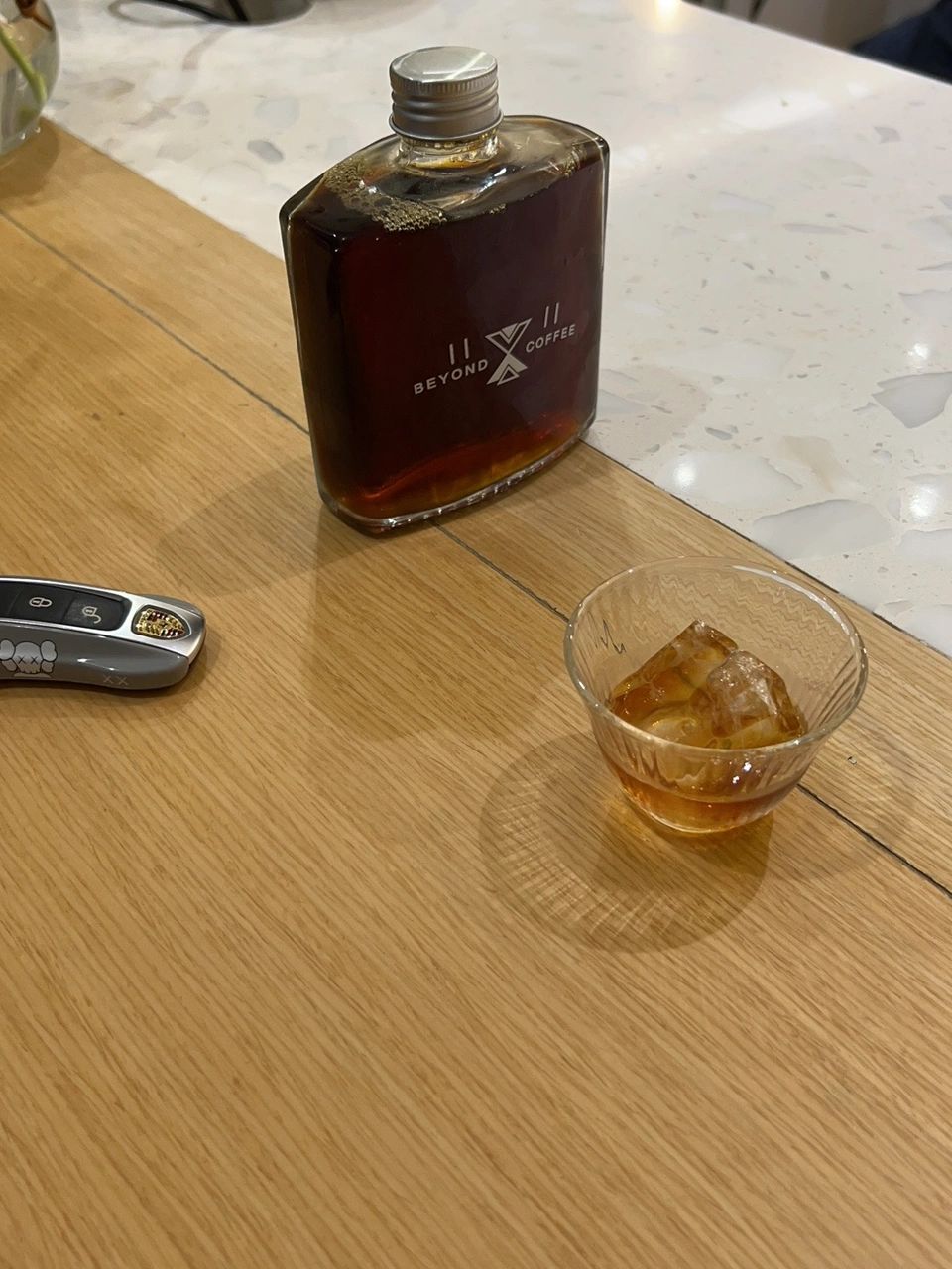 4冰滴咖啡车钥匙杯子饮料(玩了一晚上冰块，冰滴咖啡。夏天到了！)-喵神素材库