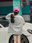 2日常穿搭牛仔外套车内(版型很好的牛仔外套～不仅宽松腰间微微收腰超显身材\\t)-喵神素材库
