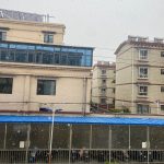 雪景健身跳操(本来要去健身房练臀的但是忽然外面下起了鹅毛大雪我就没出成门在房间跳了一小时基础舞怎么说看着镜子里跳的就像极了康复运动 )-喵神素材库