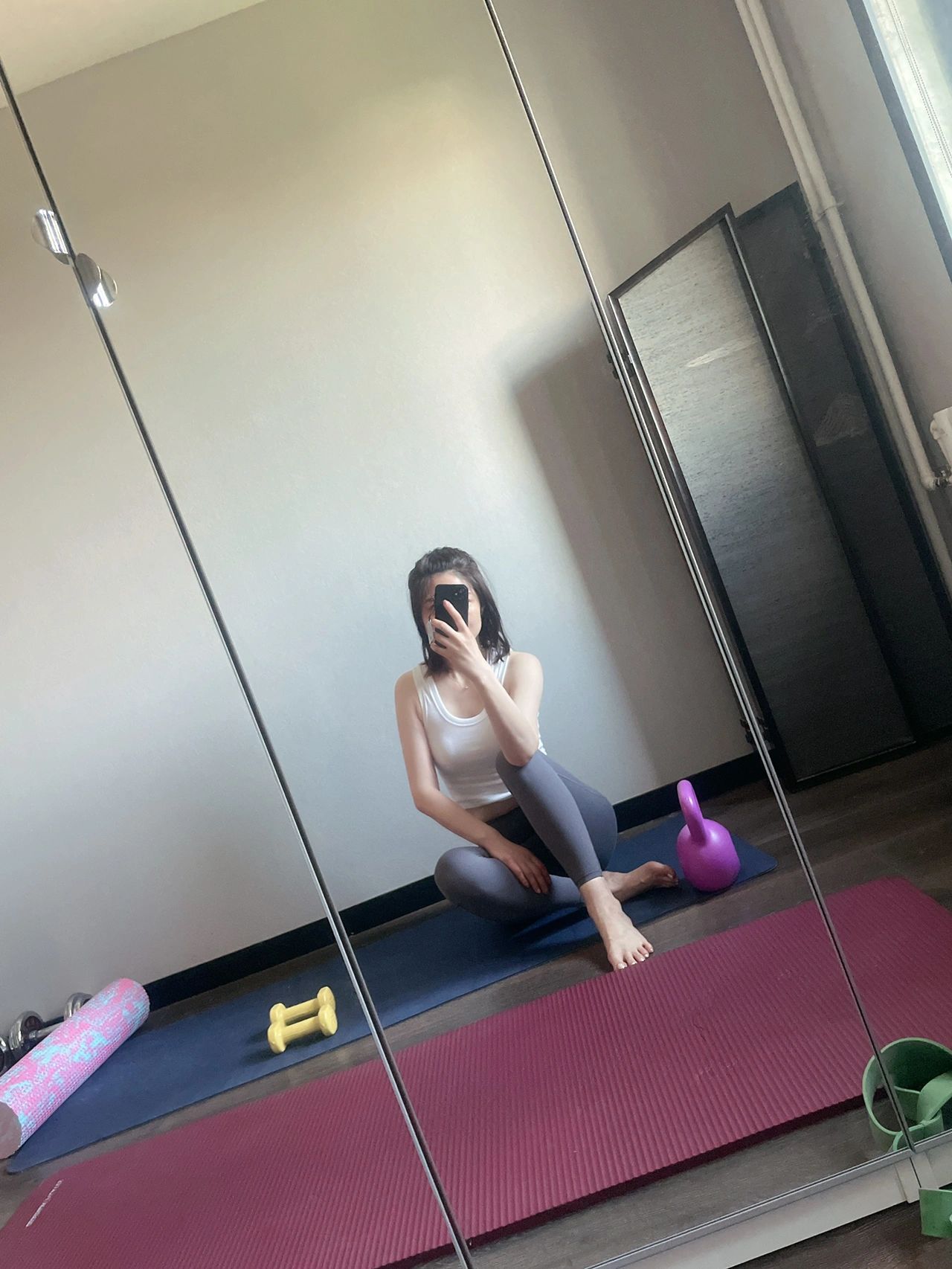 美女健身塑形自拍(日常穿搭)-喵神素材库