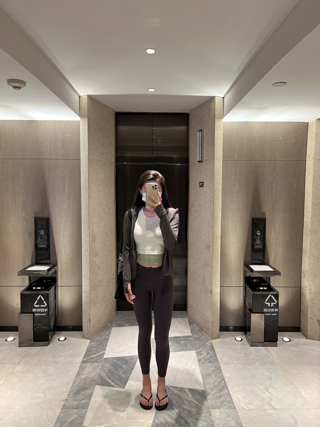 美女健身穿搭自拍(练完的酸 就是我的安全感)-喵神素材库