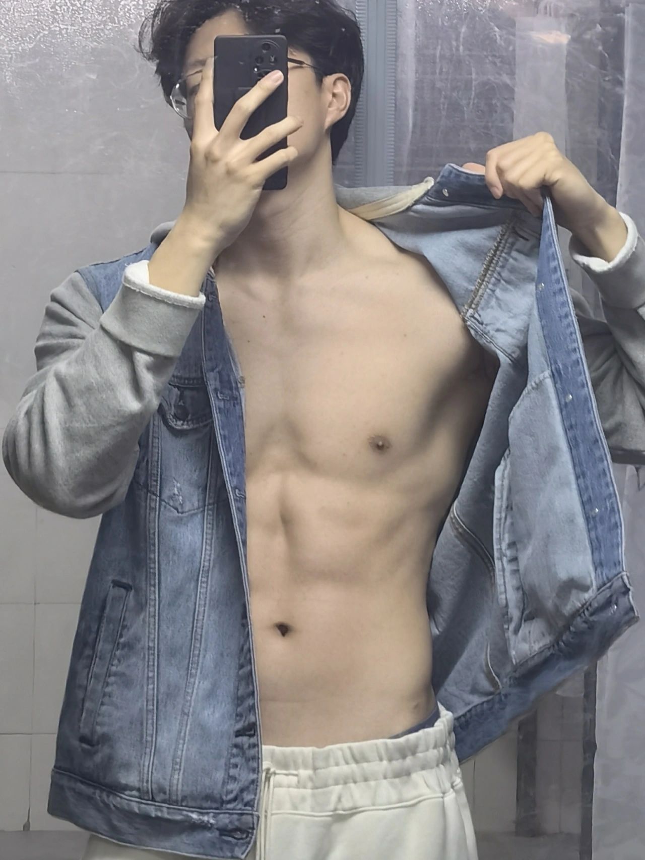 健身运动胸肌腹肌(帽子一戴，谁也不爱)-喵神素材库