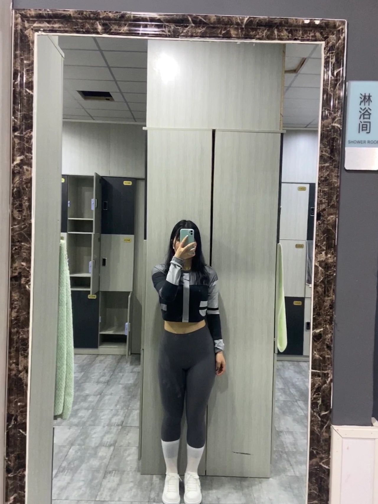 美女健身穿搭自拍(我的健身日常)-喵神素材库