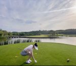 高尔夫锻炼运动美女穿搭(真是让人又爱又恨的运动\\t)-喵神素材库