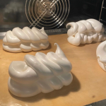 烘焙蛋糕水果蛋糕(邦邦脆的“草莓蛋白糖奶油”～三重不一样的味觉体验！)-喵神素材库