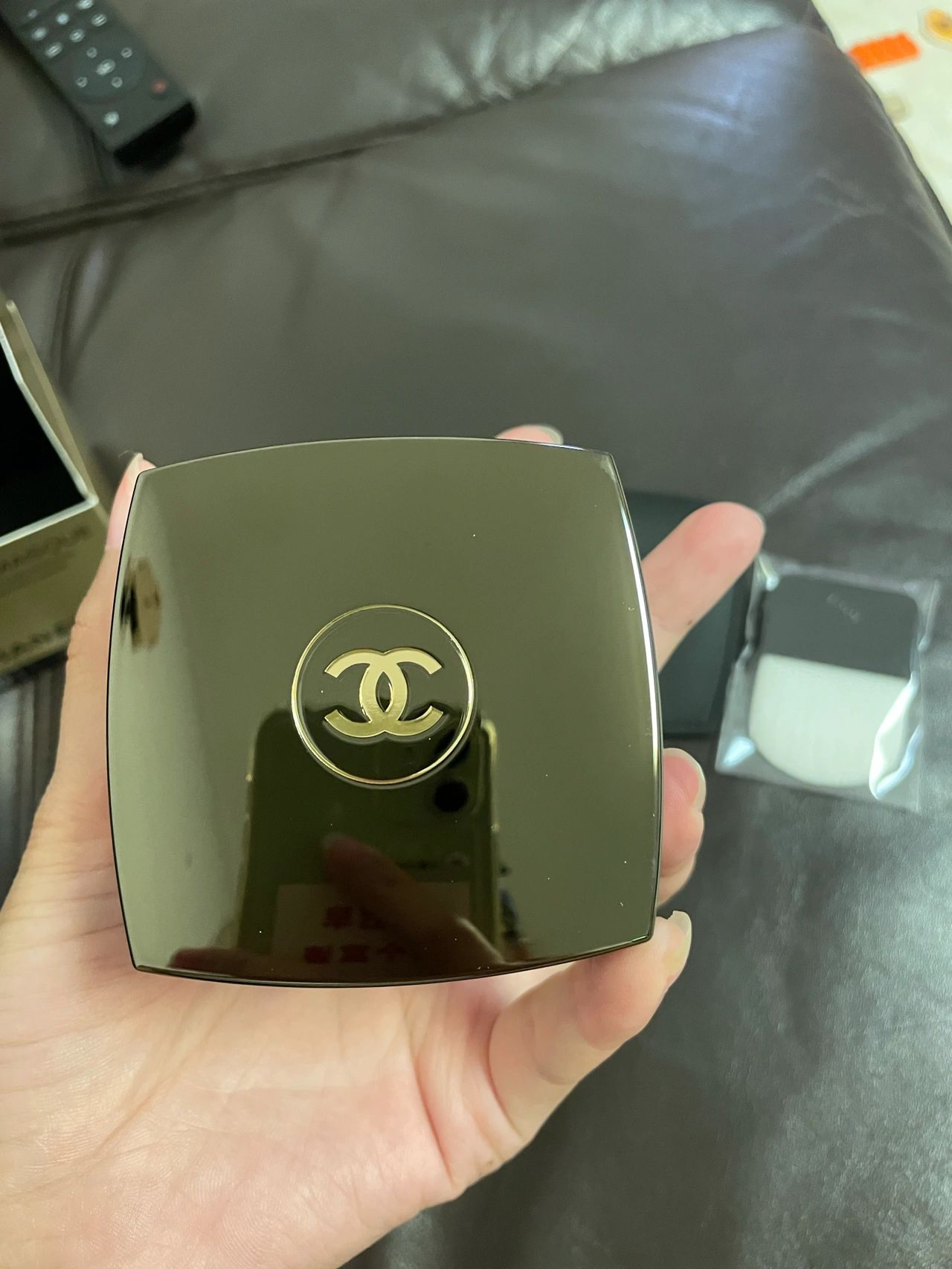 3奢侈品购物护肤品香奈儿(这包装一看就很有金钱的味道)-喵神素材库
