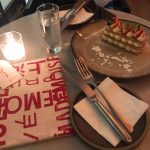 3上海香奈儿展会工艺展示手工体验区书籍阅读区香水区高定礼服区珠宝区视频区。(什么都好就是周末人太多了)-喵神素材库