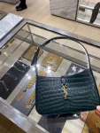 YSL包包奢侈品(都一万多点，哪个好看感觉ysl都挺好看耐用的，很气质，为啥不保值 )-喵神素材库