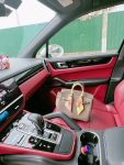 2保时捷豪车驾驶开车爱马仕包包日常(开车出去遛一遛～ )-喵神素材库