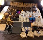 3奢侈品购物LV女包围巾运动鞋(你们都囤包了吗？)-喵神素材库