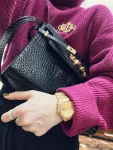 7毛衣手表劳力士戒指手包包(乍眼看霜金层次，仔细看全是logo！)-喵神素材库