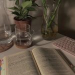 学习书籍笔记书桌笔记本网课课件(最美好的生活方式，是和默契且正能量的人一起奔跑在理想的路上，回头有一路的故事，低头有坚定的脚步，抬头有清晰的远方！)-喵神素材库