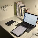 学习笔记文具书桌笔记本(“不要问这个世界需要什么，要问问是什么让你感觉活着，然后就去做吧。因为这个世界需要的，就是这些有生命力的人。”)-喵神素材库