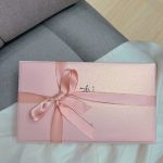 礼物礼盒护肤品(赠予礼物只是为了提醒爱与被爱 )-喵神素材库