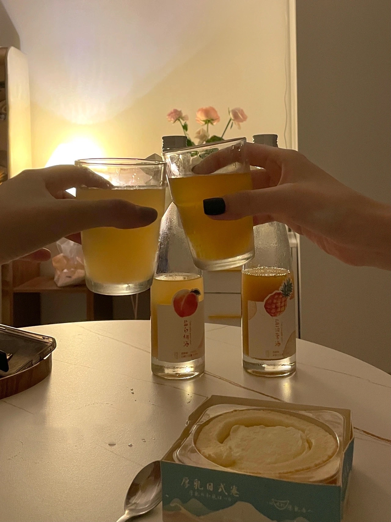 美食蛋糕绘画钢琴美食鲜花(看看这个世界,也想多点进步,学点东西,这样回过头去看的话,会觉得自己是一个还不错的人吧。)-喵神素材库