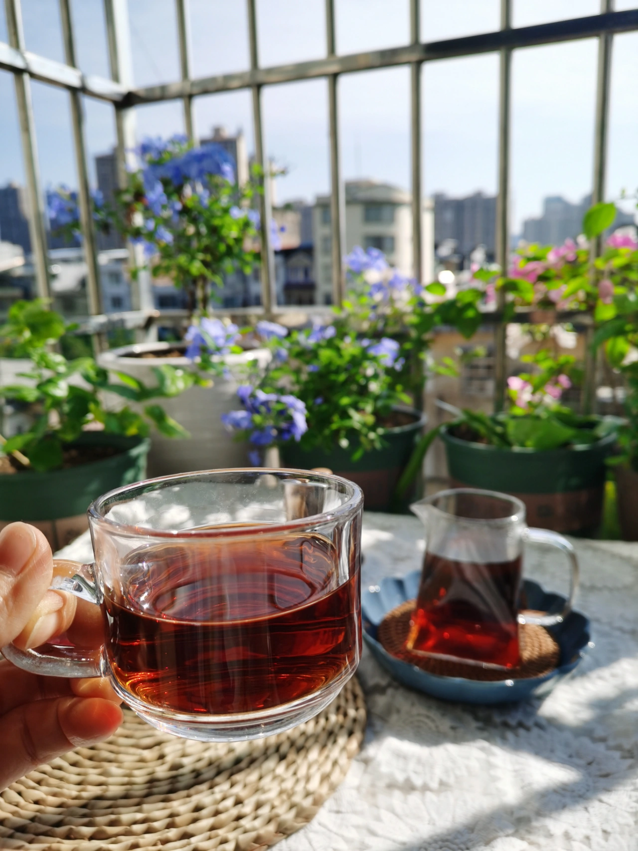 喝茶茶具茶生活鲜花美景拍照(最好的状态就是当下，无所事事的时候无事所从)-喵神素材库