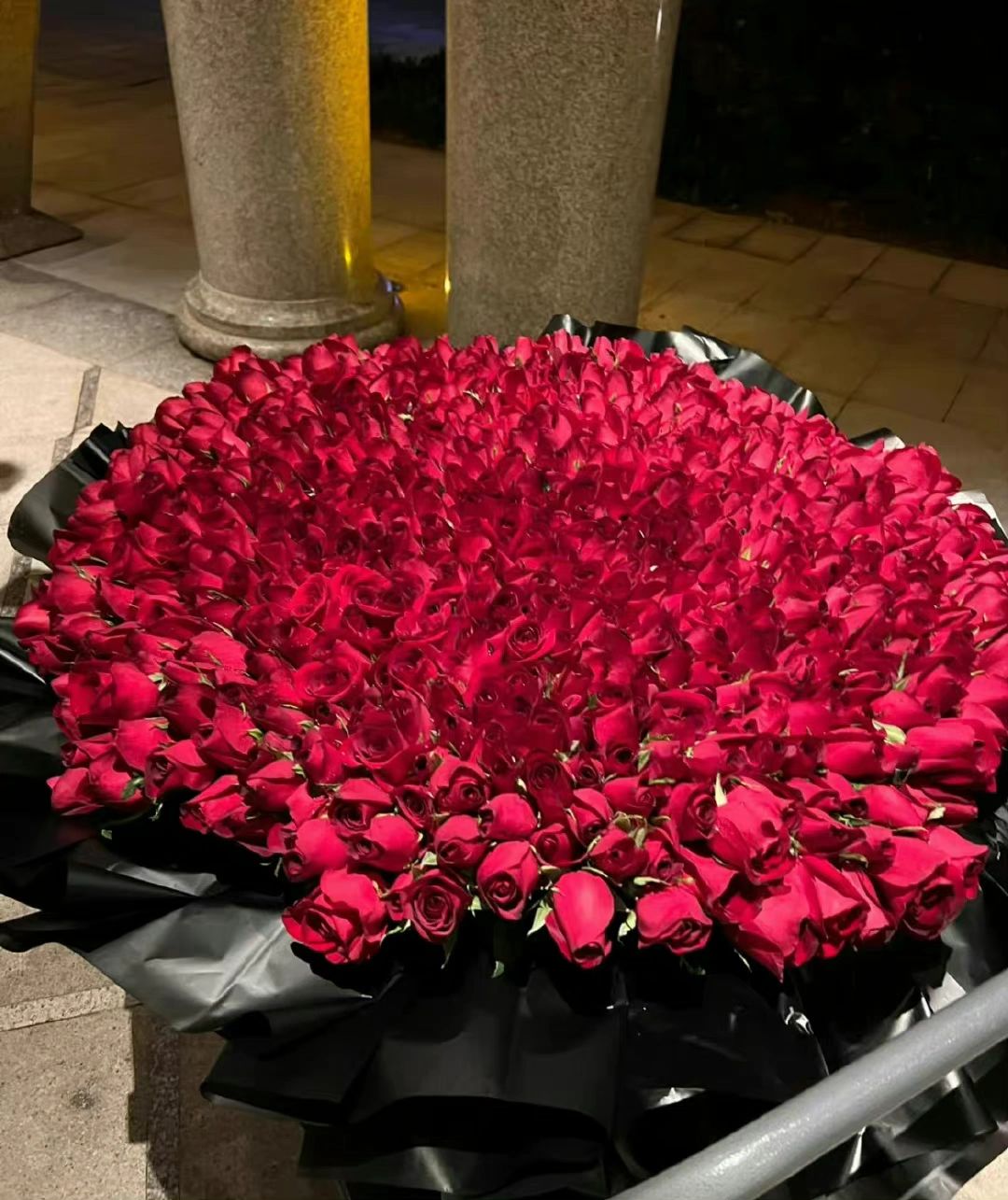 鲜花花束礼物收到礼物(谁不希望有一个被坚定的爱人呢。)-喵神素材库