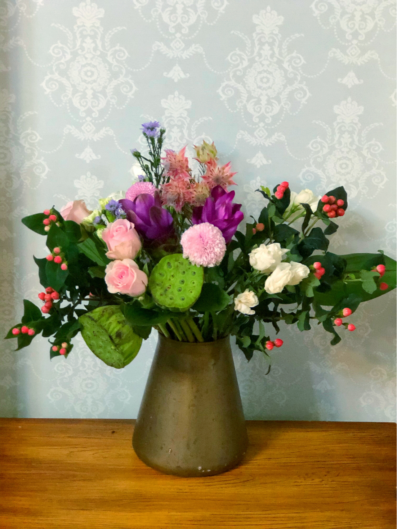 鲜花花卉插花(夏天鲜花不耐插，但依然需要它们相伴。 )-喵神素材库