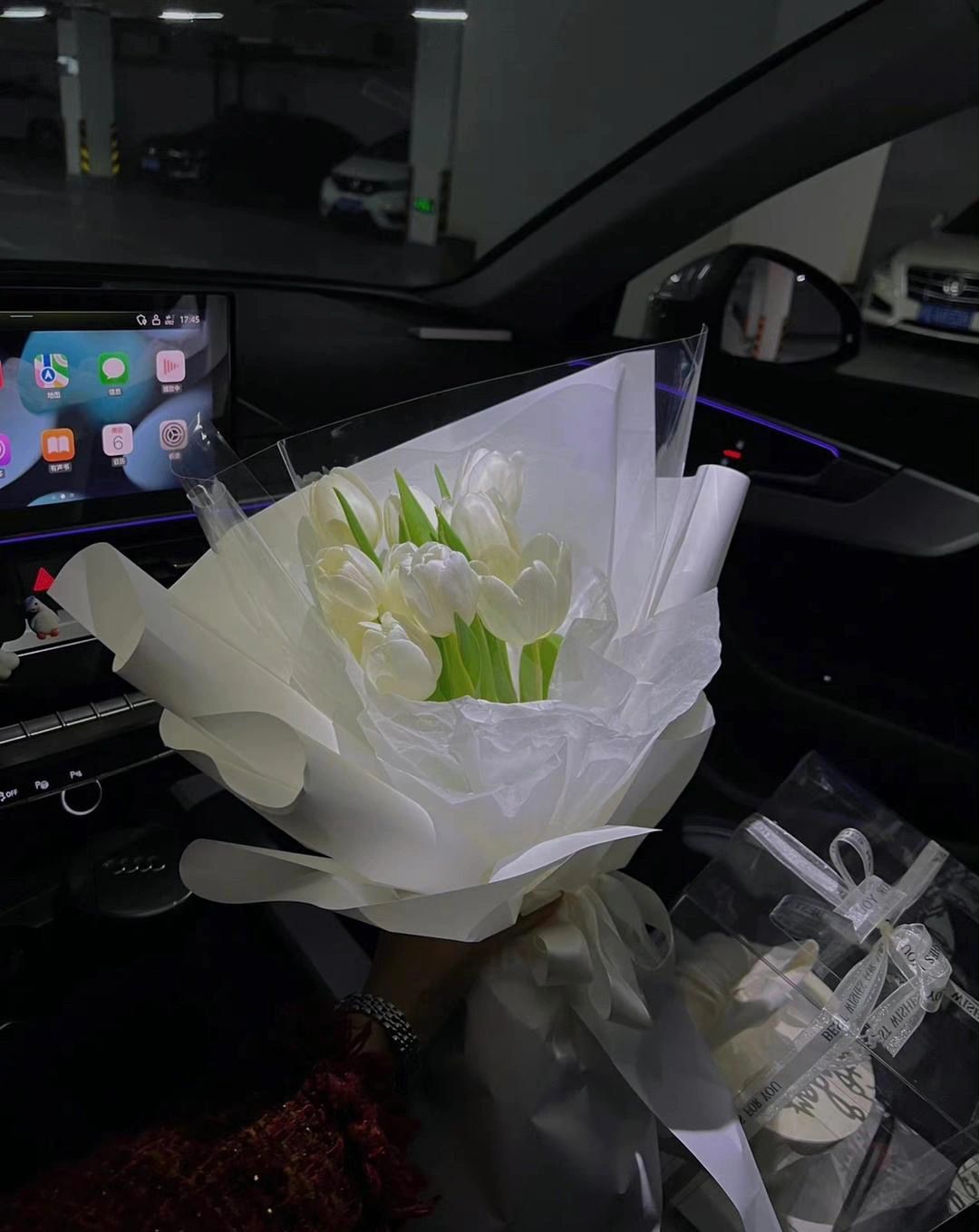 开车内饰音乐鲜花花束蛋糕礼物(坦坦荡荡地做自己，相处舒心且安心. )-喵神素材库