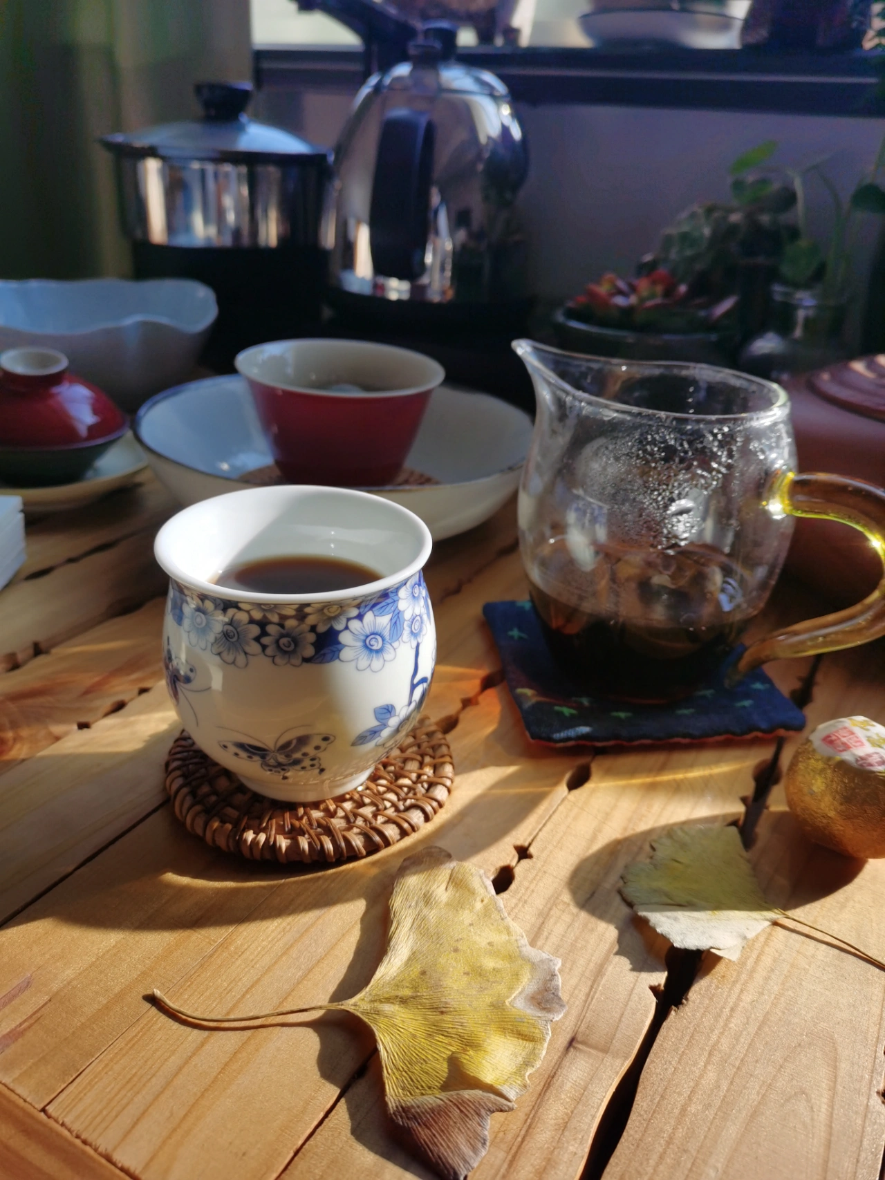 喝茶茶具茶生活茶器紫砂壶鲜花美景(一个人的下午茶时间)-喵神素材库