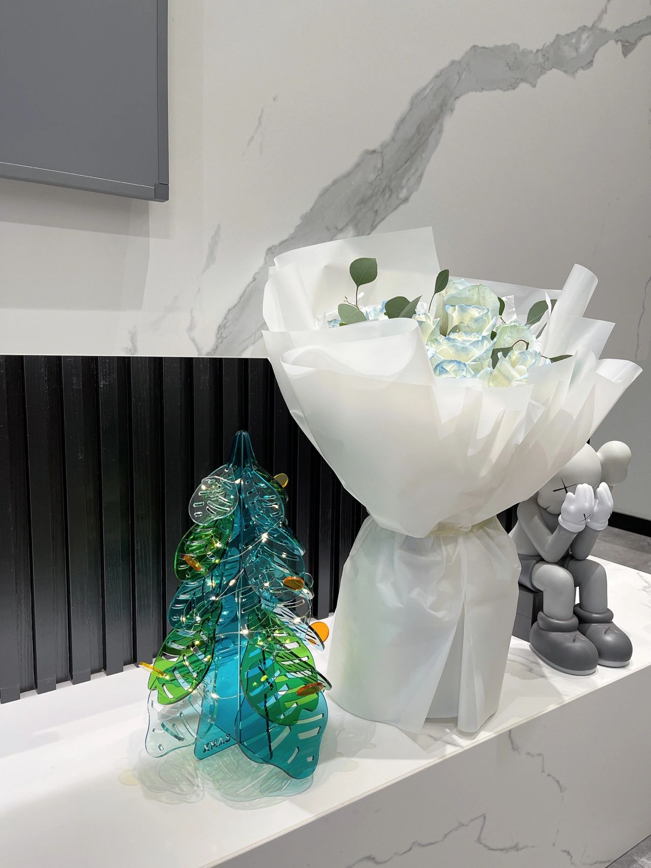 家居室内设计装修鲜花花束礼物(新家的第一颗圣诞树)-喵神素材库