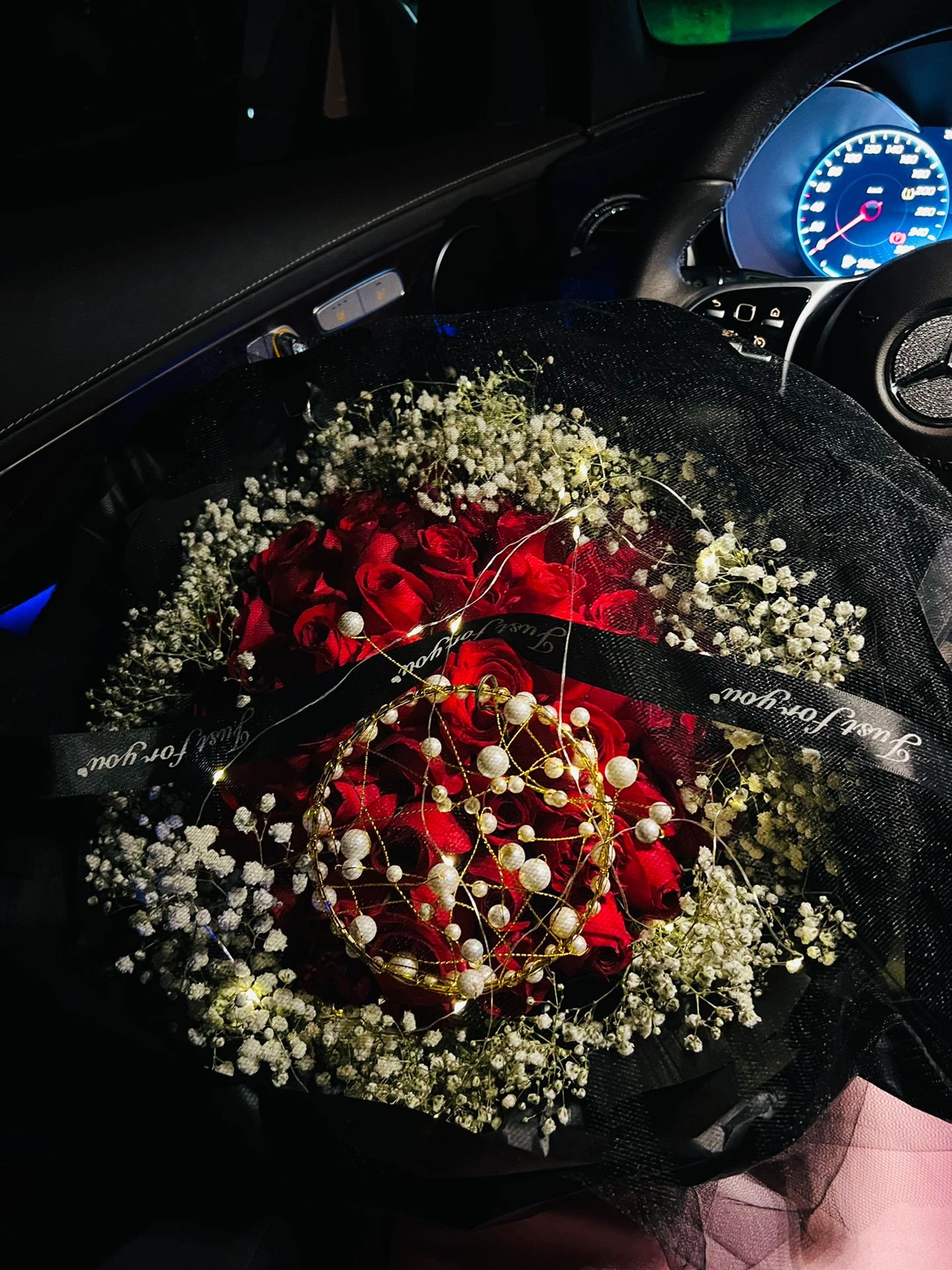 鲜花花束礼物秀恩爱(玫瑰花 )-喵神素材库