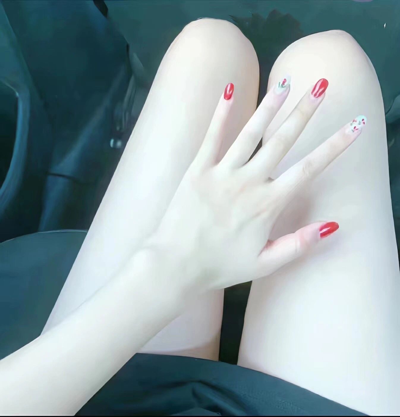 手手控美甲穿搭裙子(日常穿搭)-喵神素材库