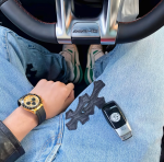 3豪车奔驰AMG手表(最近看了很多人的私信，厄运专挑苦命人这句话感触挺深的，如果你走在人生最低谷了遇到过不去的坎了，可以私信我，能帮的我会帮一把，能带的我会带一带 )-喵神素材库