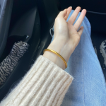 2古法金镯手车内手饰(妈妈送我的古法金镯戴了有半个多月啦)-喵神素材库